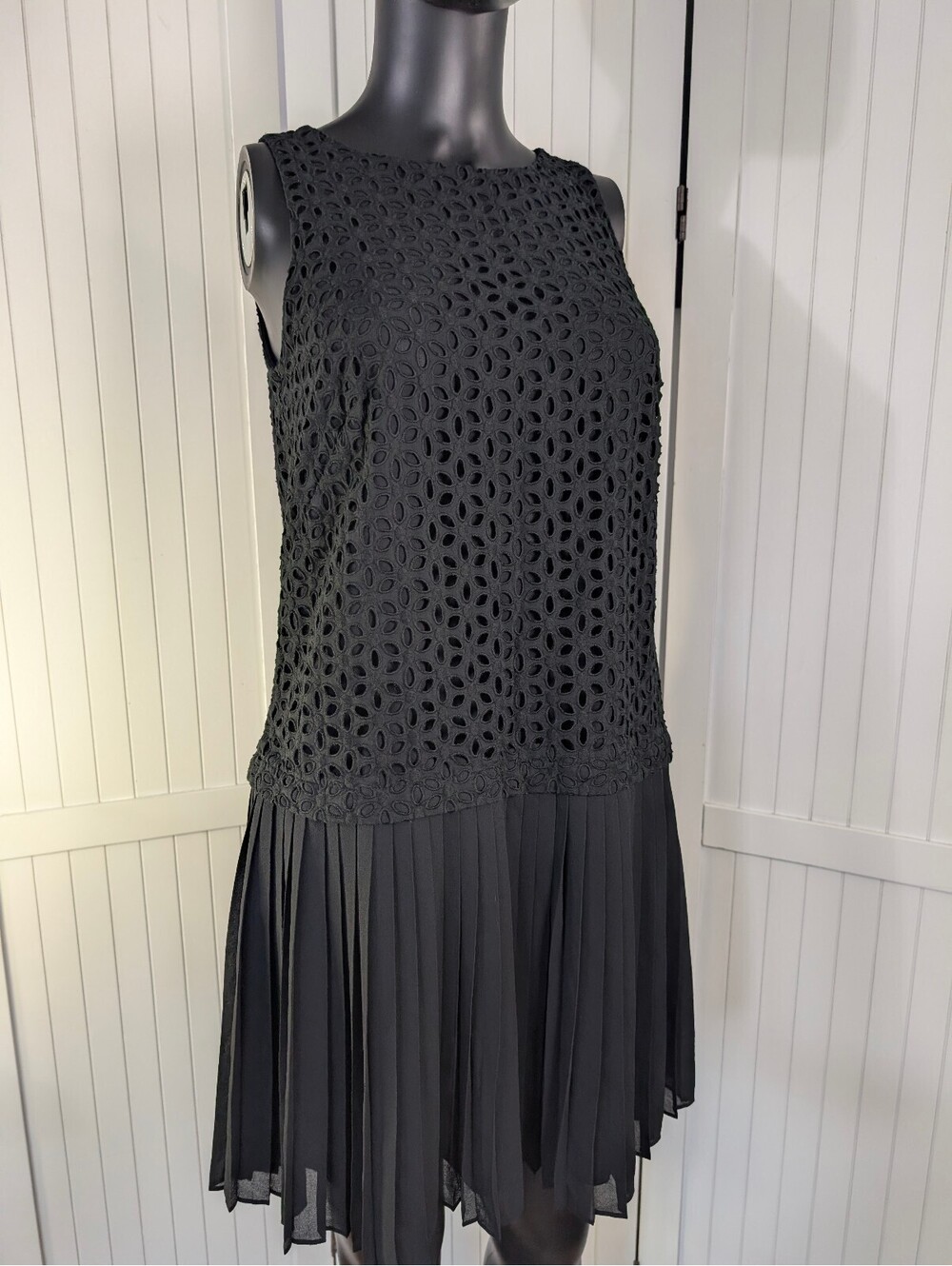 LOFT Black Eyelet Drop Waist Pleated Mini Dress Size 4 Exposed Zip Bow